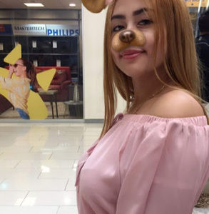 Meet your Posher, Isela